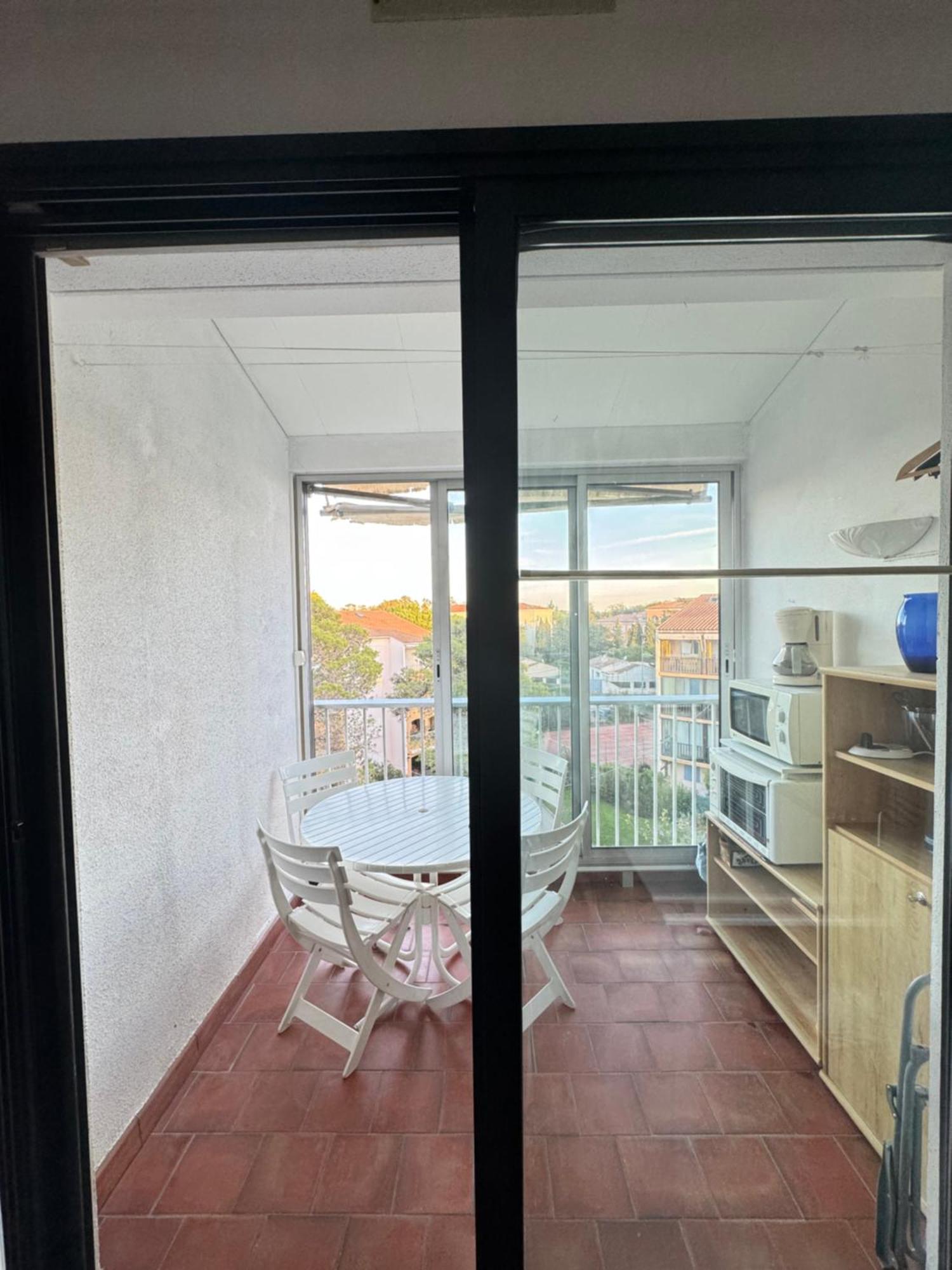 Studio Dans Residence, Piscine Lagon, Tennis Et Aire De Jeux Frejus Exterior photo